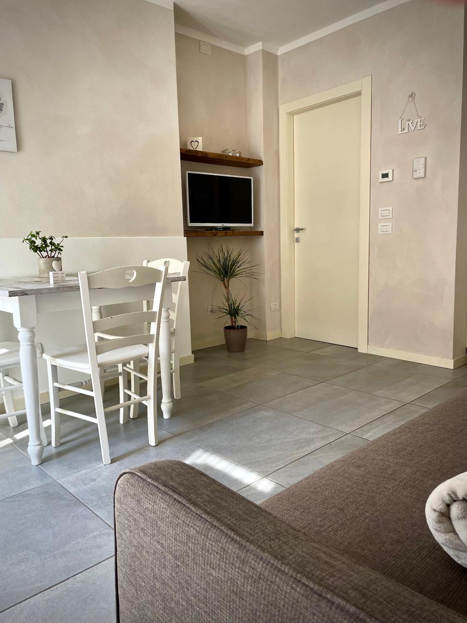 Villa Fontanelle Gardapartments Polpenazze del Garda Dış mekan fotoğraf